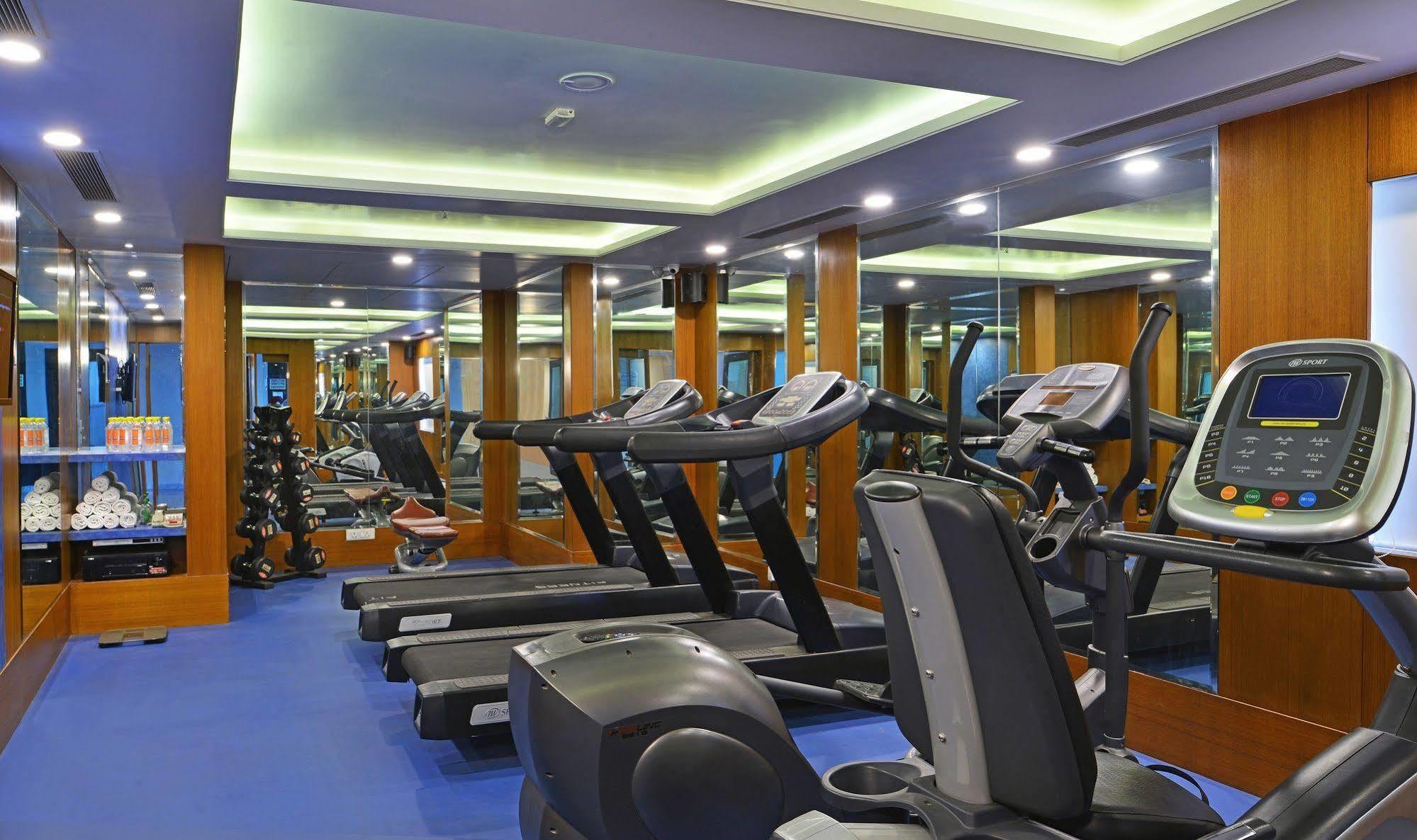 Nirwana Hometel Jaipur- A Sarovar Hotel Экстерьер фото